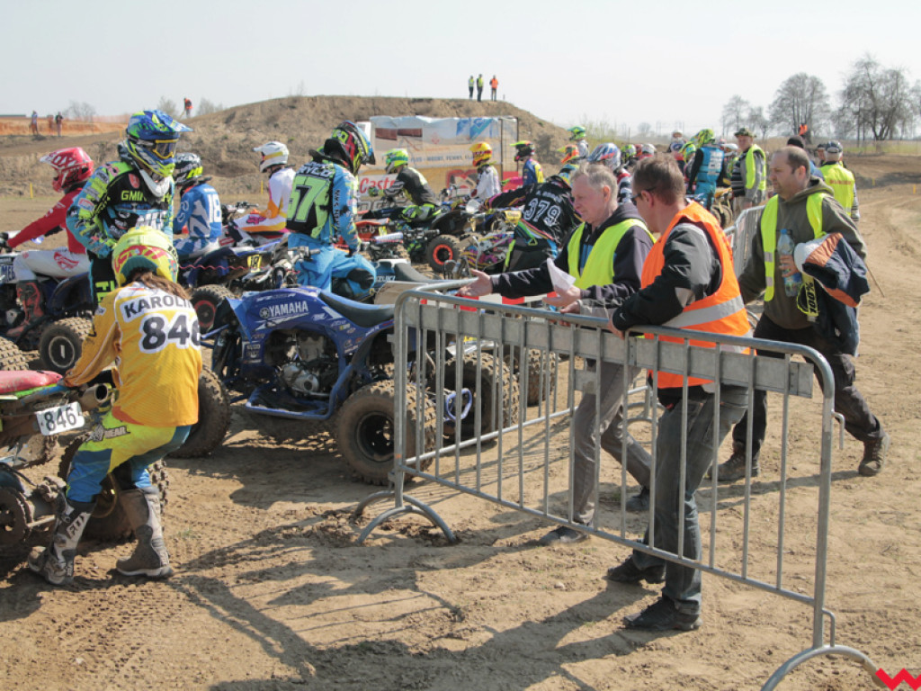 Weekend z motocrossem w Opatówku