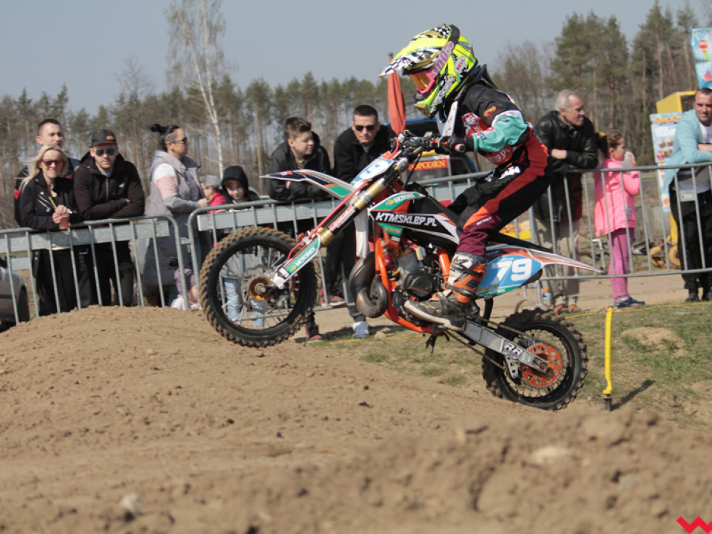 Weekend z motocrossem w Opatówku