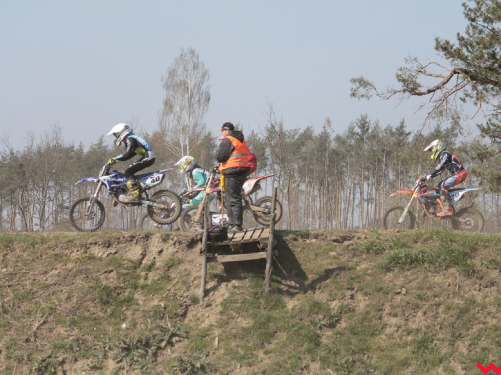 Weekend z motocrossem w Opatówku