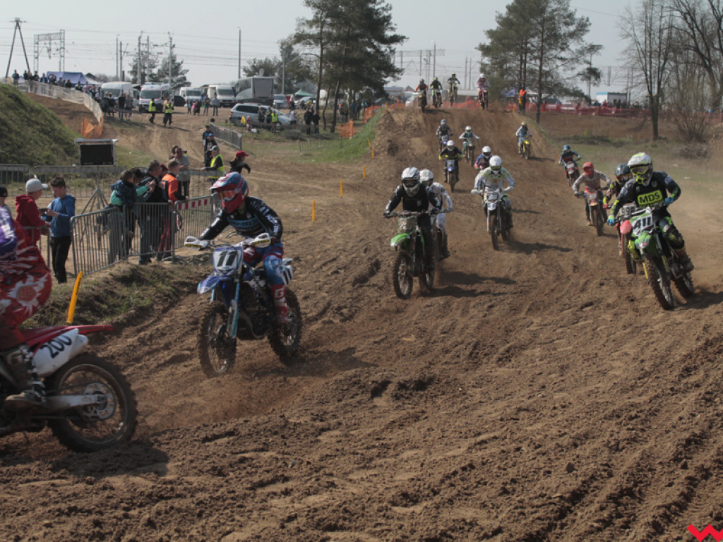 Weekend z motocrossem w Opatówku