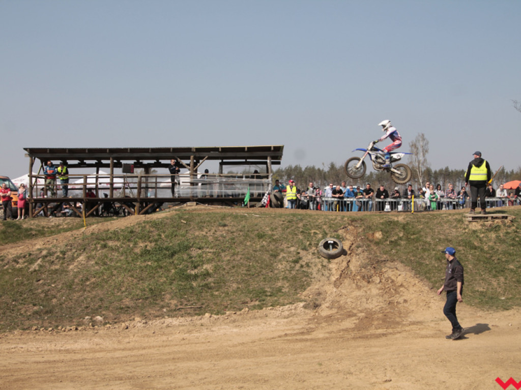 Weekend z motocrossem w Opatówku