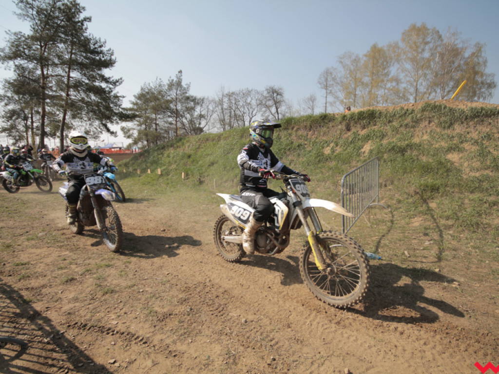 Weekend z motocrossem w Opatówku