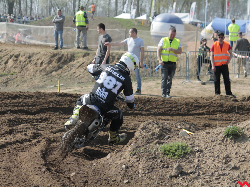 Weekend z motocrossem w Opatówku