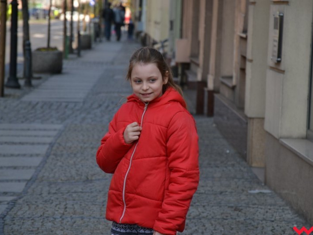 „Prochom Waszym pokłon”. Godny hołd pod pomnikiem katyńskim