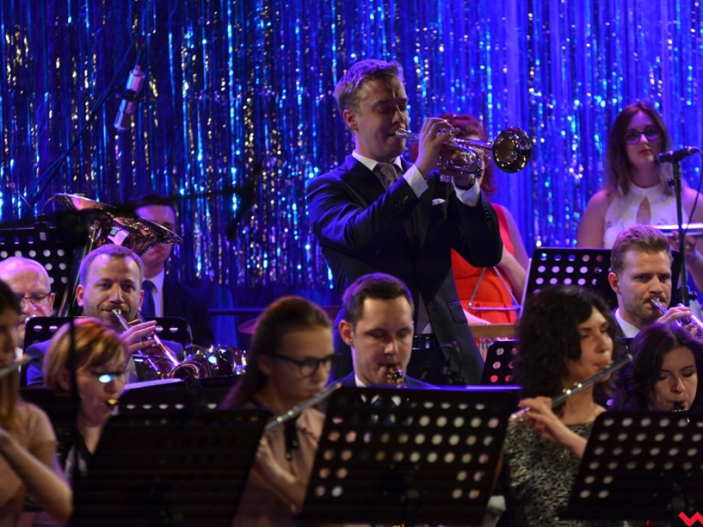 Wrzesińska Orkiestra Dęta w światowym wydaniu. Przebojowy koncert na rozpoczęcie sezonu
