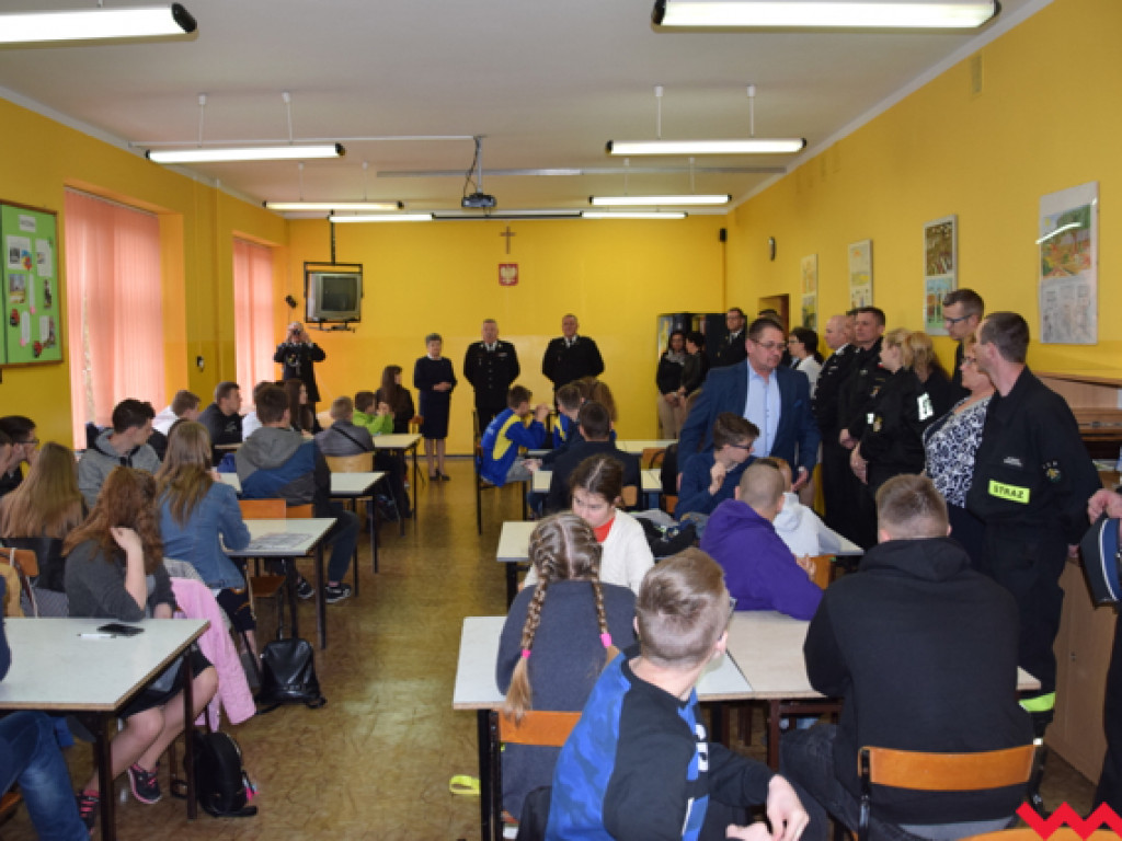 Młodzież widzi swoją przyszłość w straży pożarnej. Wyniki turnieju wiedzy pożarniczej