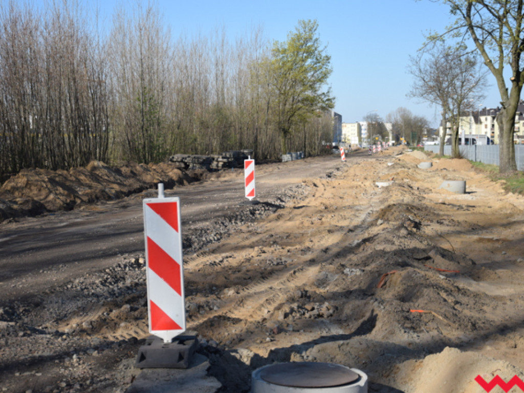 Na wschodniej rubieży Wrześni powstaje obwodnica. Na razie bez utrudnień w ruchu drogowym