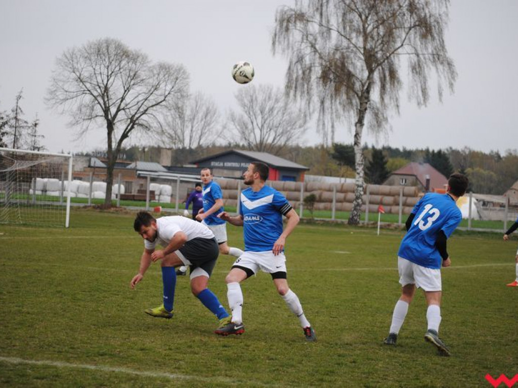 Bezbramkowe derby. Trudne warunki do gry i mało sytuacji strzeleckich w Nekli