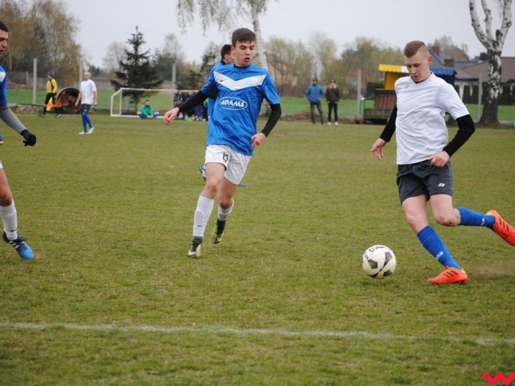 Bezbramkowe derby. Trudne warunki do gry i mało sytuacji strzeleckich w Nekli