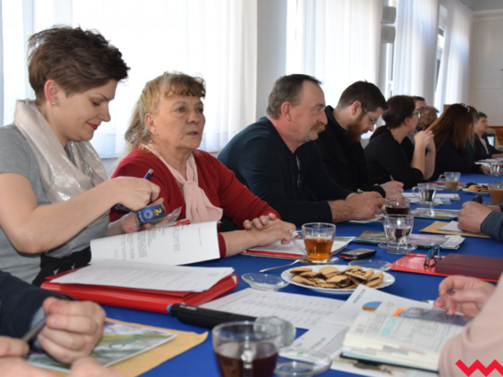 Rada gminy zdecydowała, że niektórzy nauczyciele będą pracowali więcej