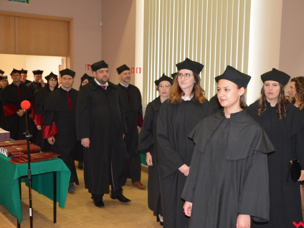 Nauczycielka ZSTiO odznaczona za zasługi dla wrocławskiego wydziału