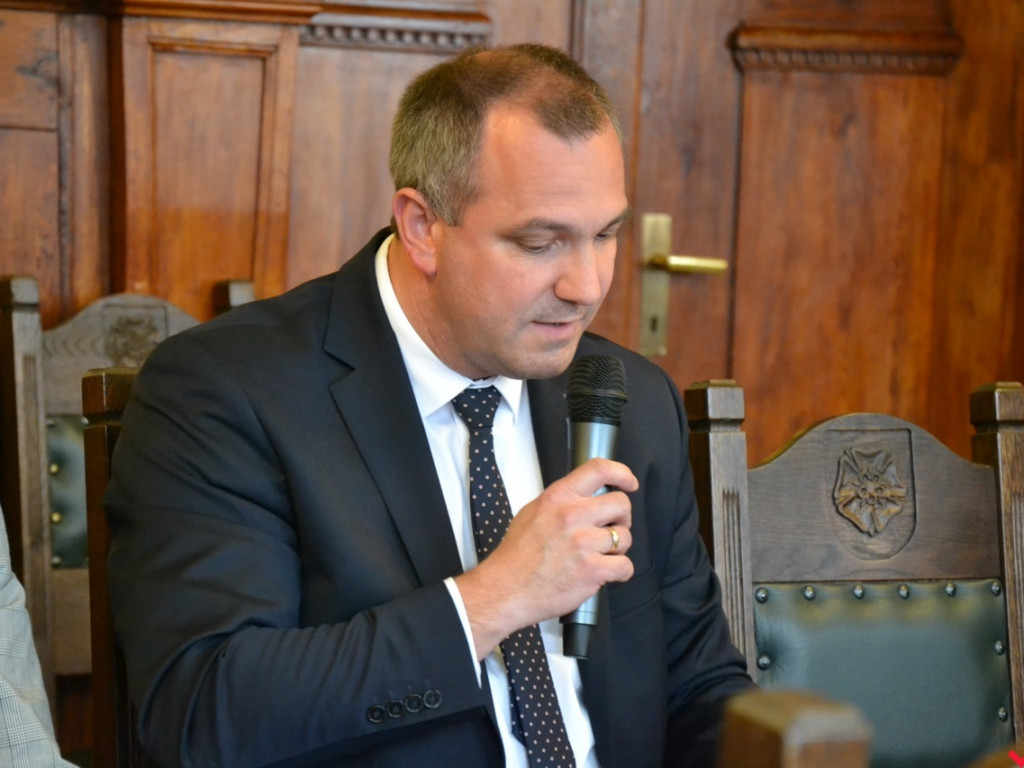Ratusz wylewa kubeł zimnej wody na zwolenników programu sterylizacji zwierząt
