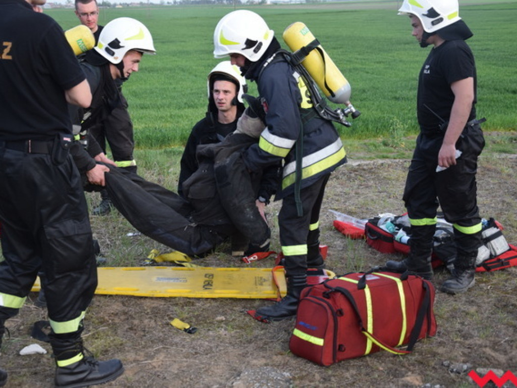 Wielkie manewry w Kołaczkowie. Strażacy szlifowali procedury medyczne i wspinaczkę