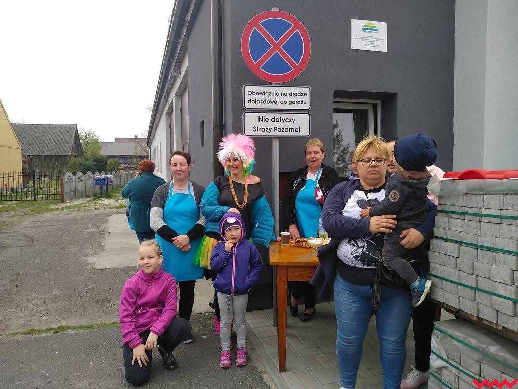 Uczestnicy Rajdu z Przymrużeniem Oka gościli w Lisewie