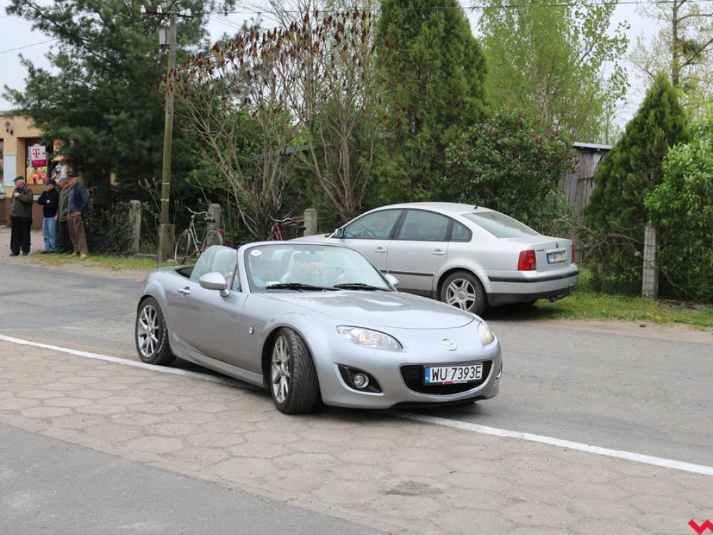 Uczestnicy Rajdu z Przymrużeniem Oka gościli w Lisewie