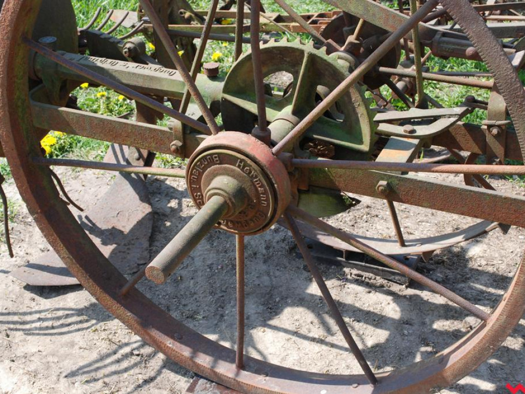 Pasjonaci starych maszyn rolniczych zapraszają na niecodzienną wystawę niedaleko Pyzdr