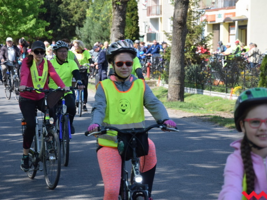 Rower sposobem na długowieczność, czyli jubileusz czytelniczego rajdu w Kołaczkowie