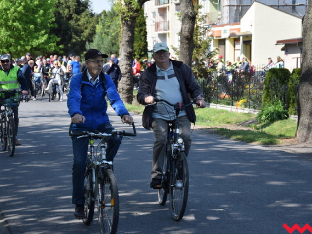 Rower sposobem na długowieczność, czyli jubileusz czytelniczego rajdu w Kołaczkowie