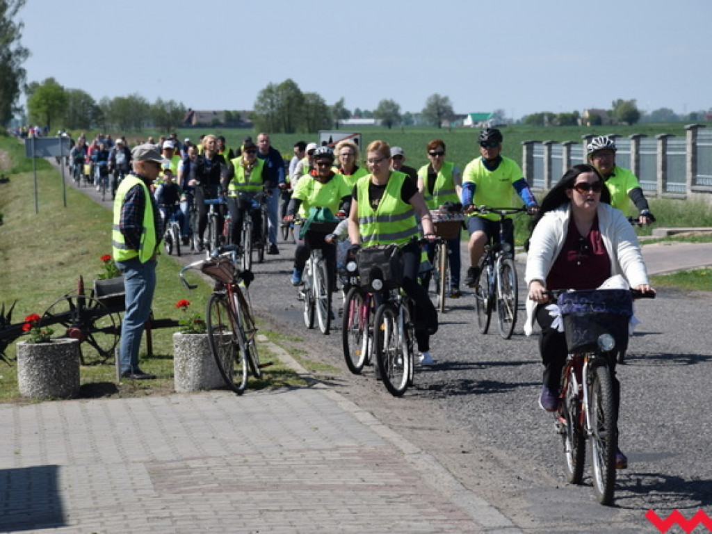 Rower sposobem na długowieczność, czyli jubileusz czytelniczego rajdu w Kołaczkowie