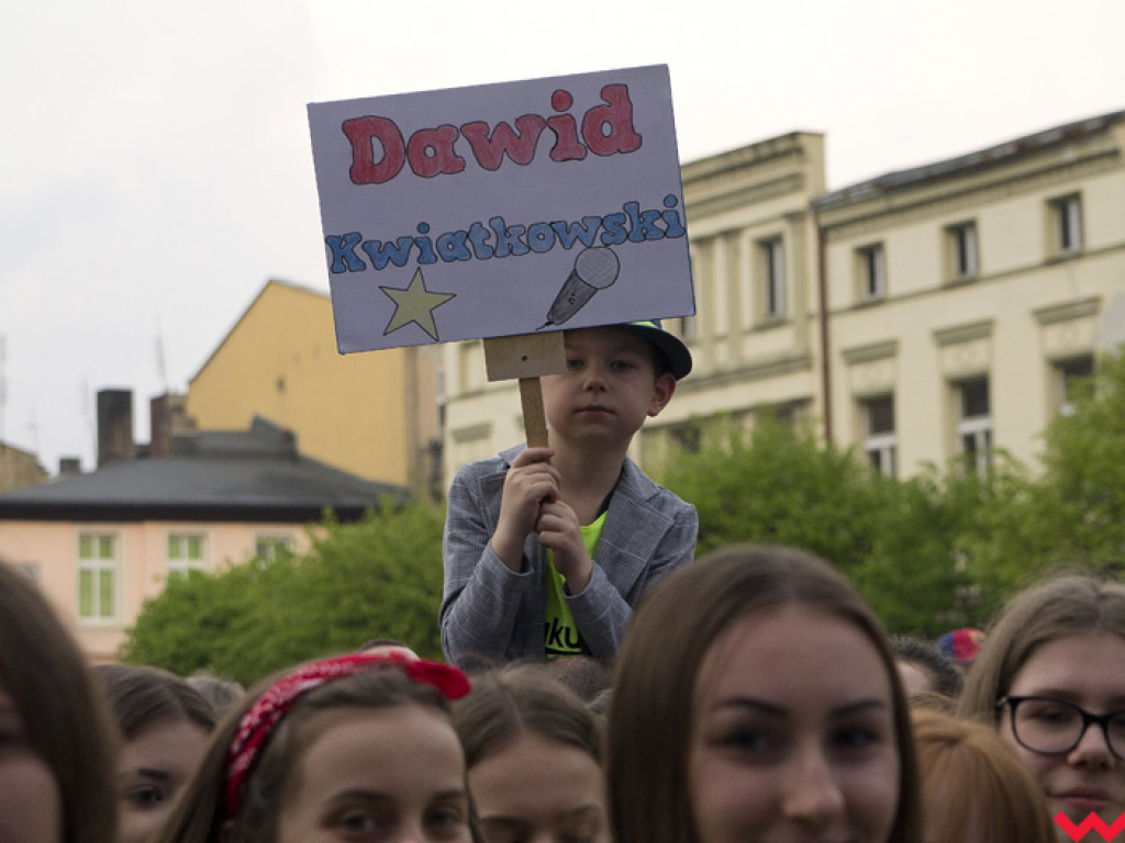 Tłumy fanów. Drugi dzień majówki na rynku