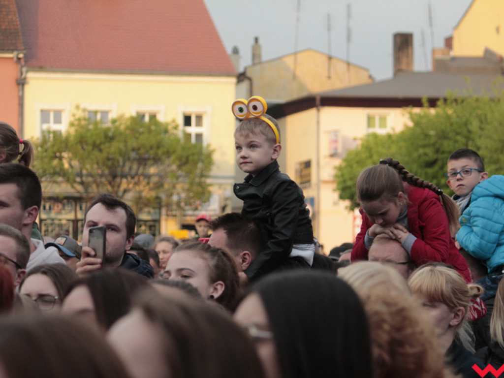Tłumy fanów. Drugi dzień majówki na rynku