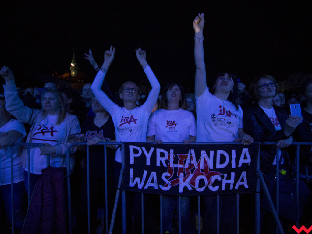 Tłumy fanów. Drugi dzień majówki na rynku