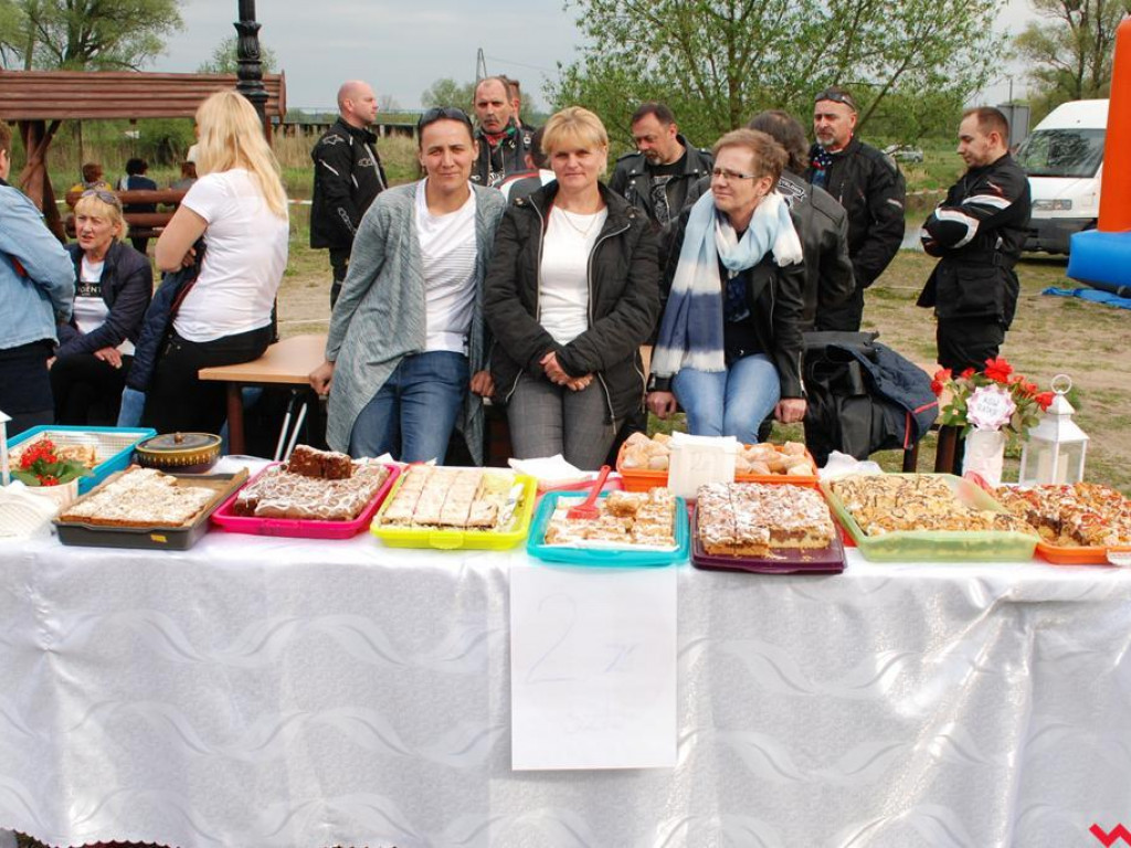 Pyzdrzanie grillowali nad Wartą