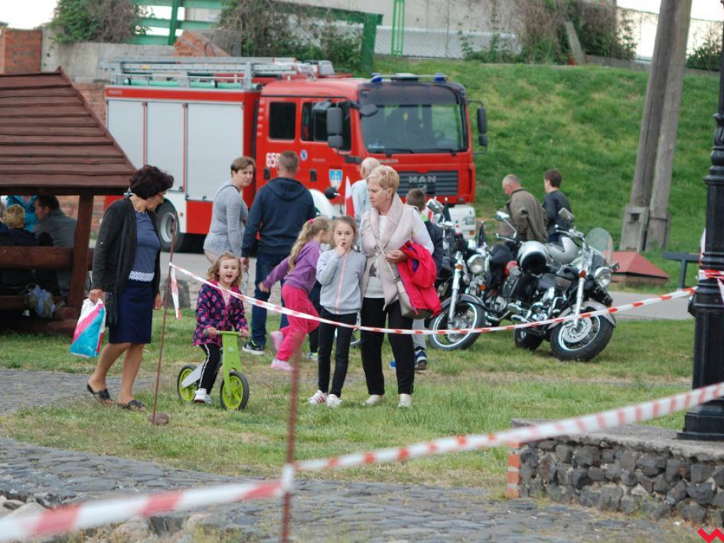 Pyzdrzanie grillowali nad Wartą