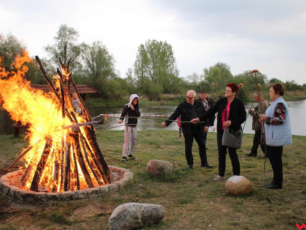 Pyzdrzanie grillowali nad Wartą