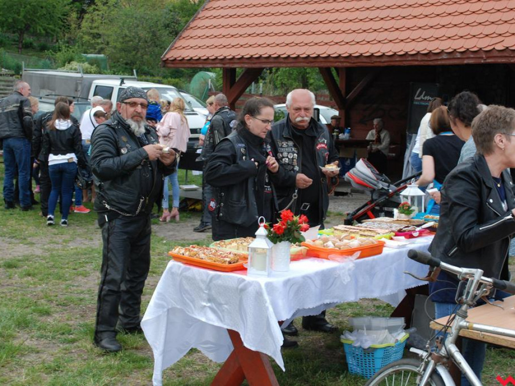 Pyzdrzanie grillowali nad Wartą