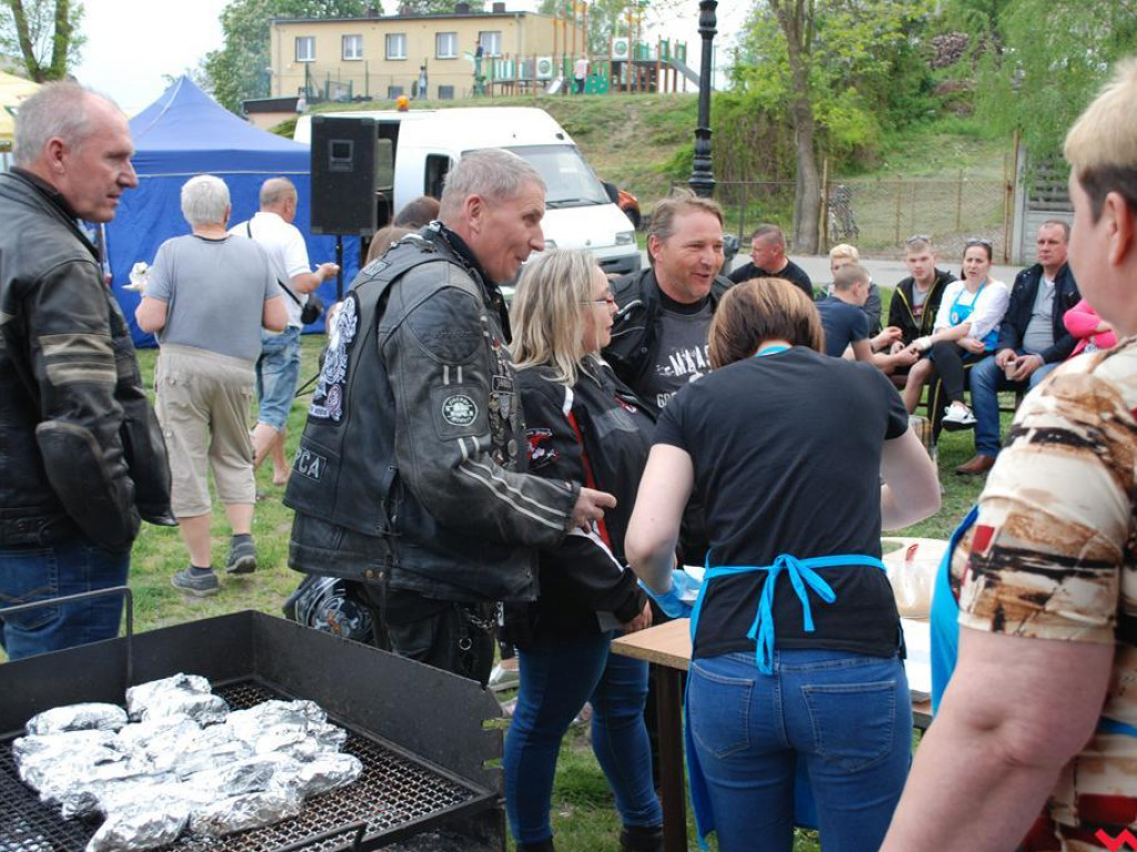 Pyzdrzanie grillowali nad Wartą
