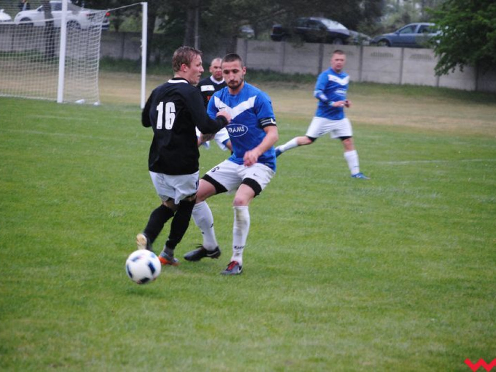 Deszczowe derby dla Orlika. Miłosławiane pokonują Spartę-Sklejkę Orzechowo