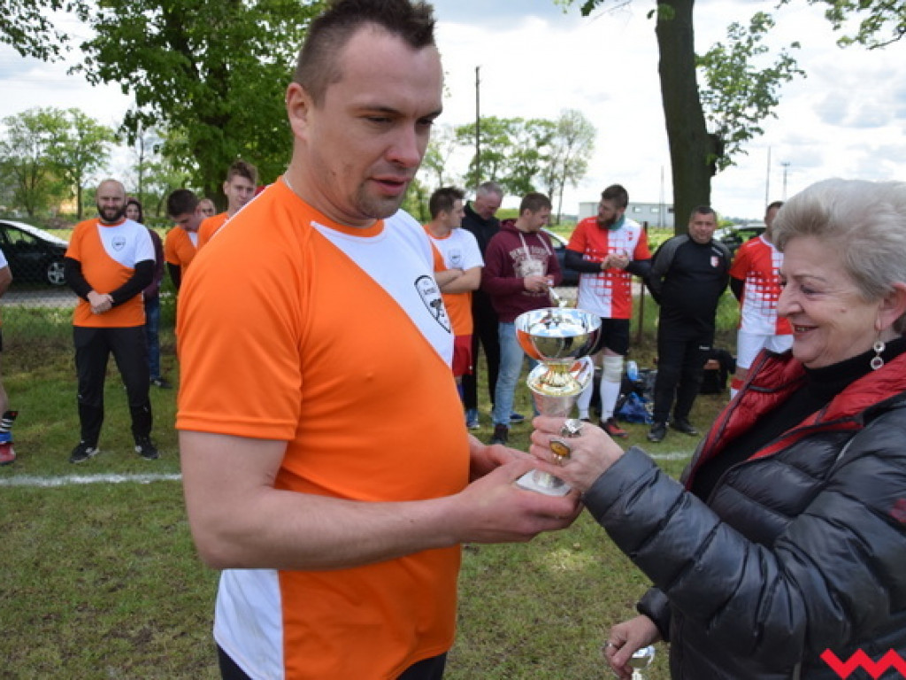 Finał gminnej majówki w Gorazdowie. Turniej piłkarski wygrywa drużyna TW Kołaczkowo