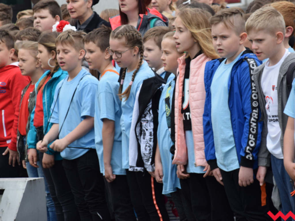 Ulice pełne dzieci w rocznicę Strajku Dzieci Wrzesińskich