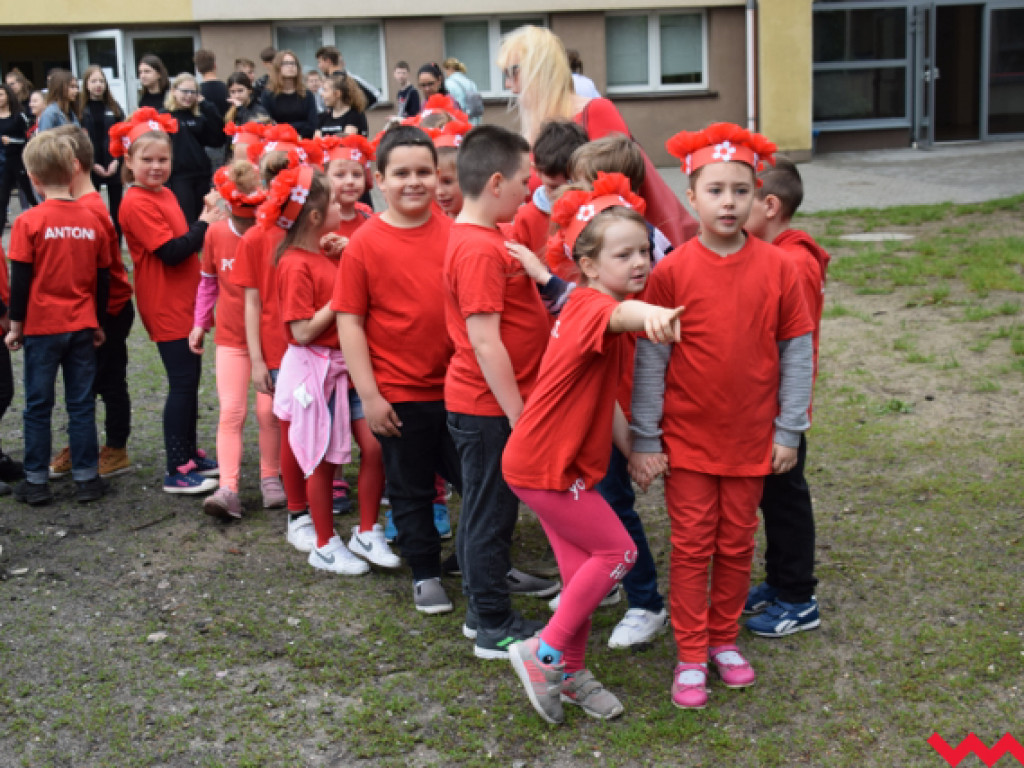 Ulice pełne dzieci w rocznicę Strajku Dzieci Wrzesińskich