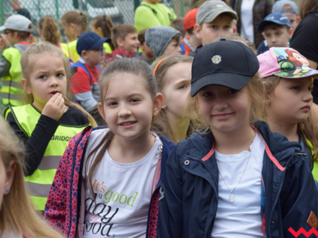 Ulice pełne dzieci w rocznicę Strajku Dzieci Wrzesińskich
