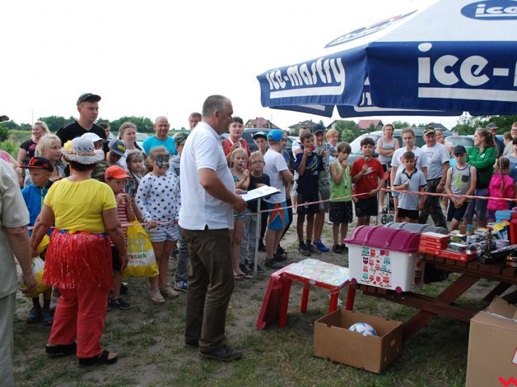 Zawody wędkarskie i Kolorowy Dzień Dziecka w Pyzdrach