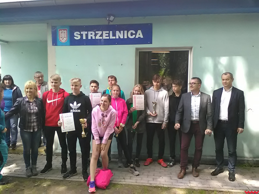 Liczyła się celność i szybkość. Młodzieżowe zawody na strzelnicy przy Ogrodowej