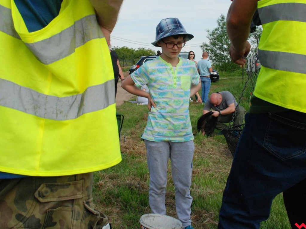 Wędkarski piknik z okazji Dnia Dziecka