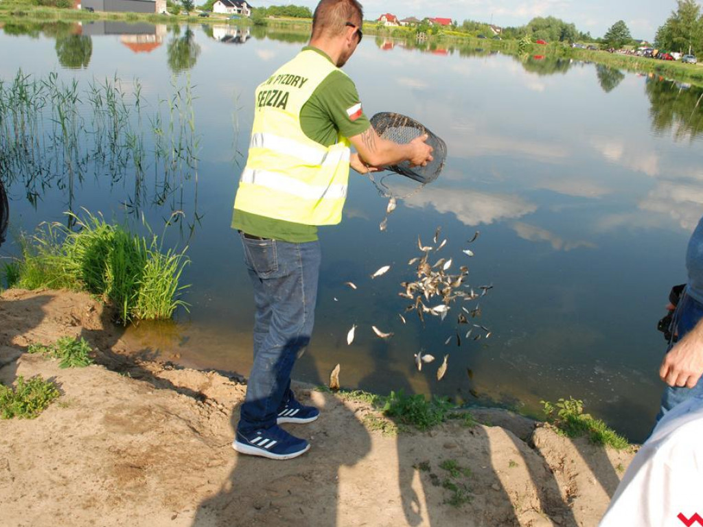 Wędkarski piknik z okazji Dnia Dziecka