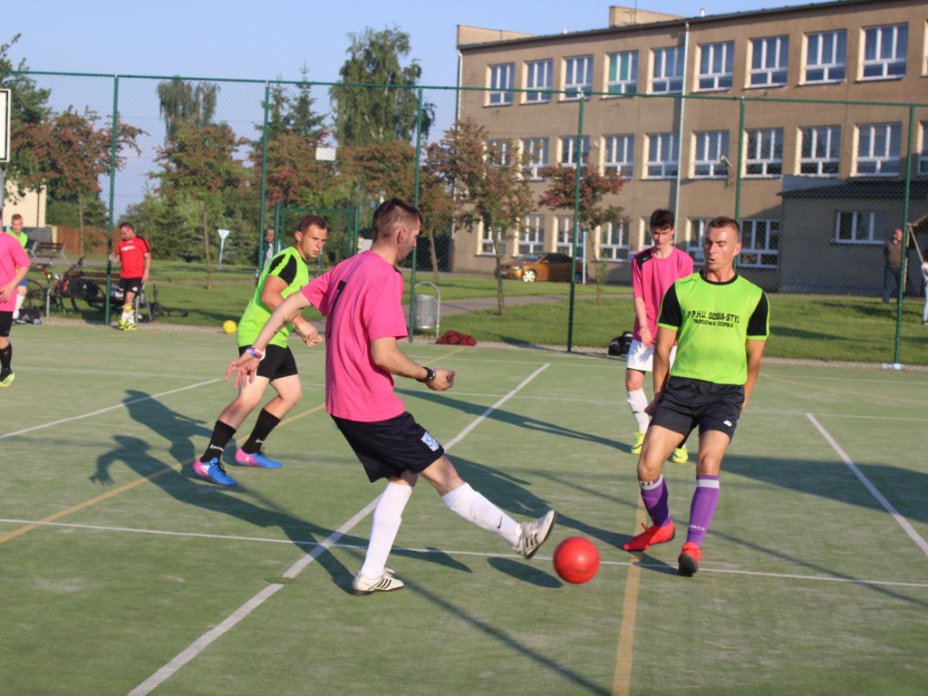 Rywalizują o puchar przewodniczącego rady miejskiej. Przed nimi mecze finałowe