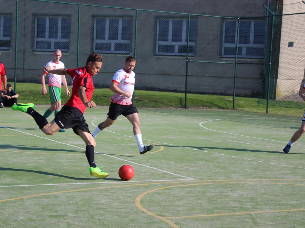 Rywalizują o puchar przewodniczącego rady miejskiej. Przed nimi mecze finałowe