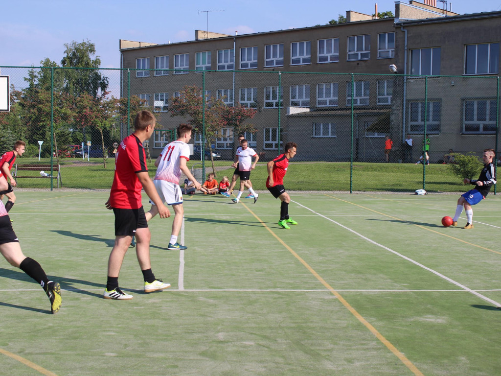 Rywalizują o puchar przewodniczącego rady miejskiej. Przed nimi mecze finałowe