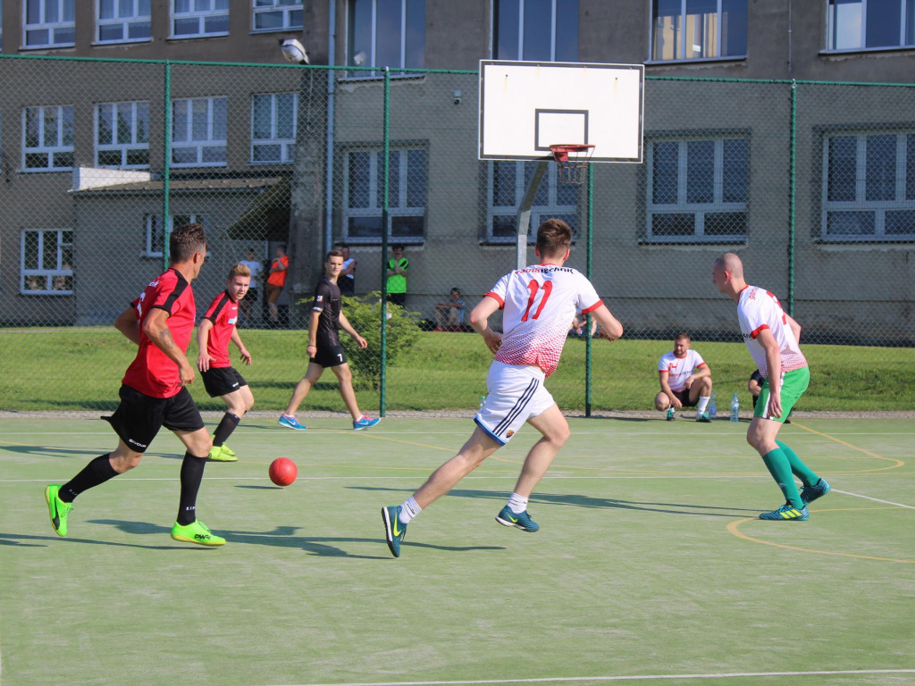 Rywalizują o puchar przewodniczącego rady miejskiej. Przed nimi mecze finałowe