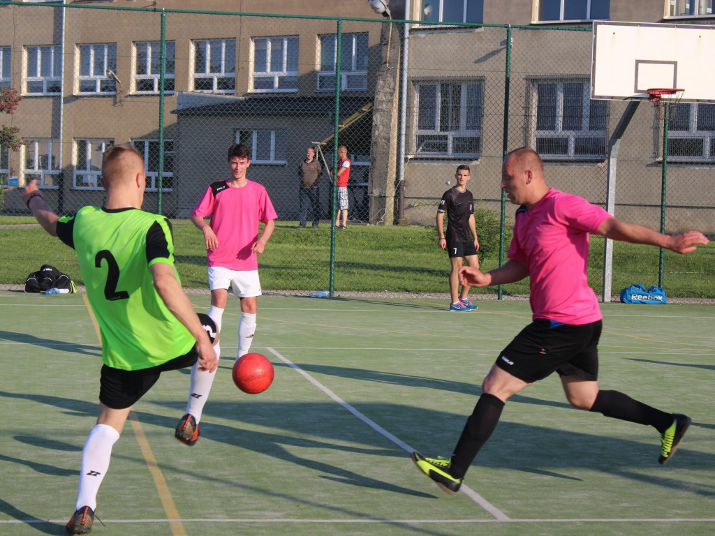 Rywalizują o puchar przewodniczącego rady miejskiej. Przed nimi mecze finałowe