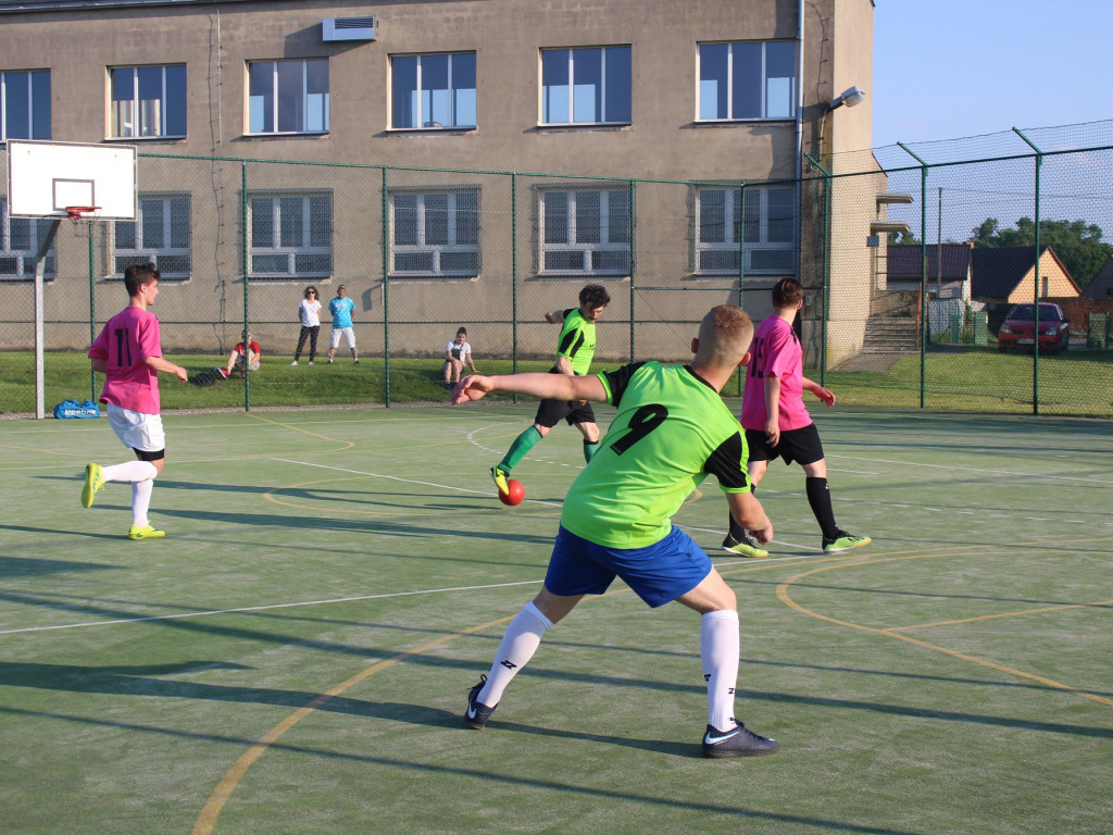 Rywalizują o puchar przewodniczącego rady miejskiej. Przed nimi mecze finałowe