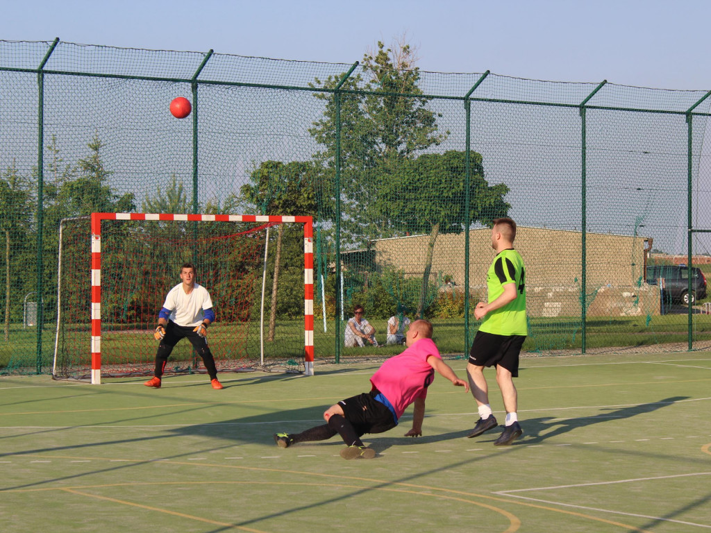 Rywalizują o puchar przewodniczącego rady miejskiej. Przed nimi mecze finałowe