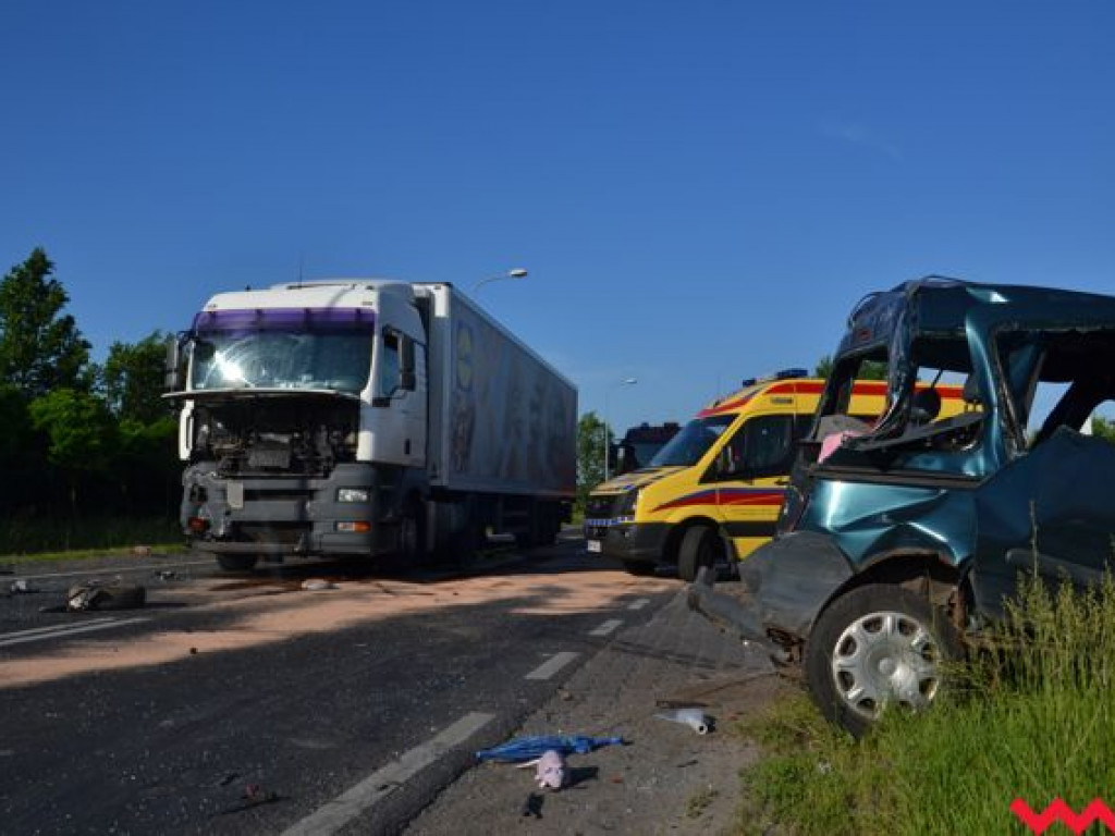 Groźny wypadek na Sikorskiego we Wrześni Droga zablokowana!