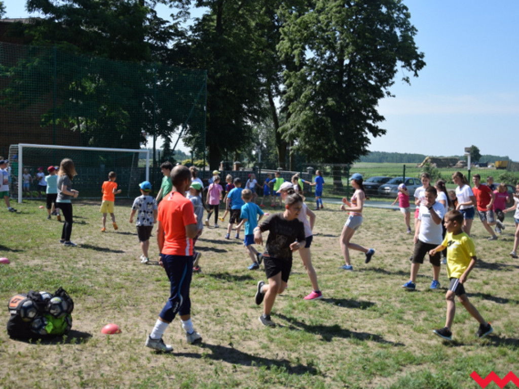 Pierwsze projekty na nowym boisku. Wszembórz nie spoczywa na laurach