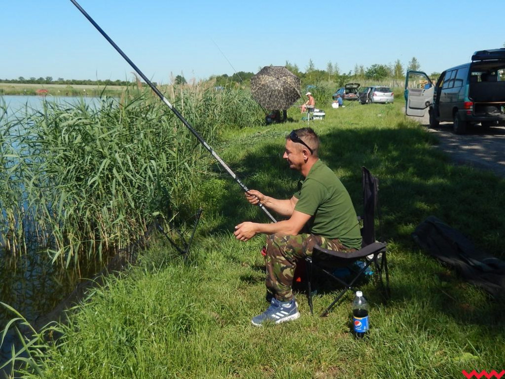 Zawody wędkarskie o puchar prezesa banku